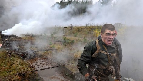 Baltarusijos kariai laikė „Raudonosios beretės“ egzaminą.