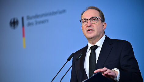 Alexanderis Dobrindtas / Sebastian Christoph Gollnow / dpa/picture-alliance