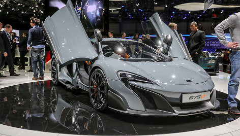 „McLaren 675LT“