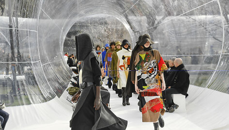 &bdquo;Kenzo&ldquo; 2020&ndash;2021 m. rudens ir žiemos kolekcijos modeliai