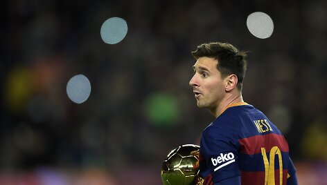 Lionelis Messi 