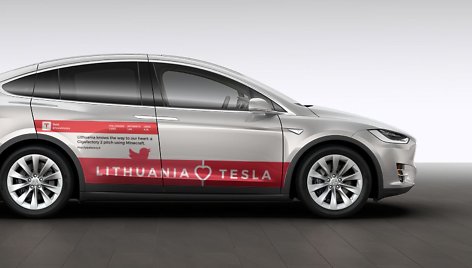 Vlado Lašo „Tesla Model X P100D“ reklaminis maketas 