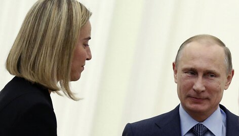 Rusijos prezidentas Vladimiras Putinas ir Italijos užsienio reikalų ministrė Federica Mogherini