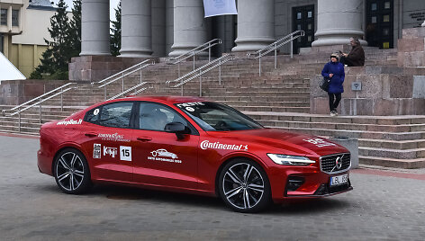 Volvo  S60 &ndash; konkurso &bdquo;Metų automobilis&ldquo; dalyvis