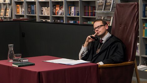 &bdquo;Literatūrinis teismas&ldquo;