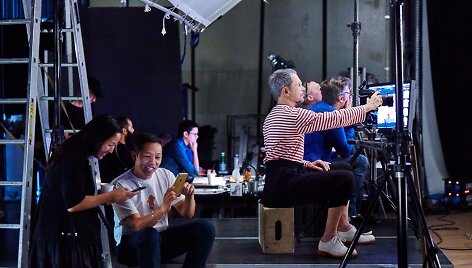 Jean-Paul Goude &bdquo;H&M x Kenzo&ldquo; kolekcijos kampanijos kūrimo užkulisiuose