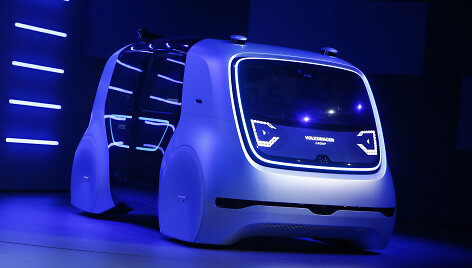 &bdquo;Volkswagen Sedric&ldquo; autonominis automobilis &ndash; visi&scaron;kai be vairo
