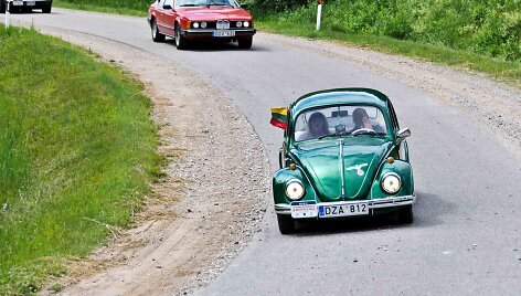 Istorinių automobilių ralio akimirka
