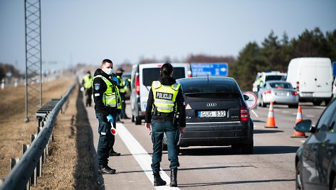 Kontrolės postas kelyje Vilnius - Ukmergė