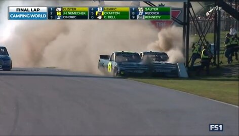 2016-crazy-photo-finish-canadian-motorsport-park-nascar-trucks