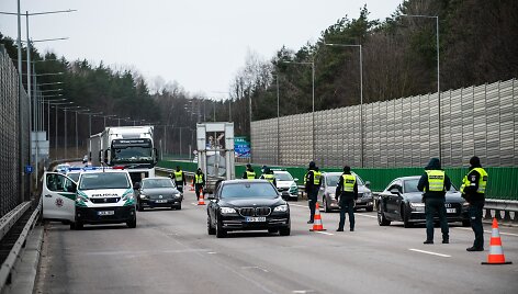 Kontrolės postas kelyje Kaunas - Vilnius