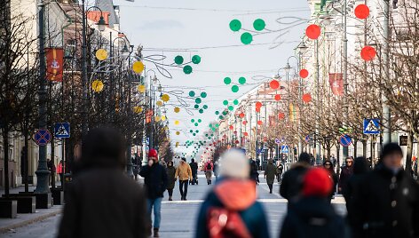 Kovo 11-osios proga trispalvėmis pasipuo&scaron;ė sostinė
