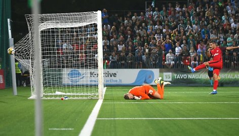 Vilniaus „Žalgiris“ namie gavo pamoką nuo „Sevilla“ klubo – 0:5.