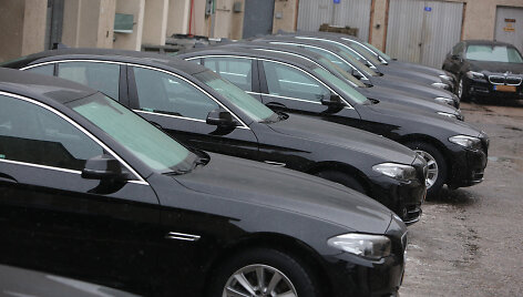Nauji Seimo automobiliai &ndash; BMW 520i