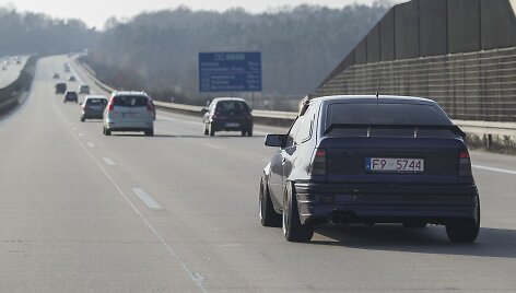 Vilnius-Ženeva su &bdquo;Volvo XC60&ldquo;