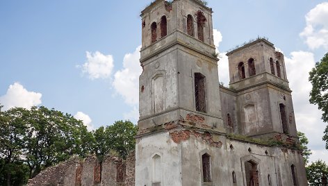 Bartninkų bažnyčios griuvėsiai