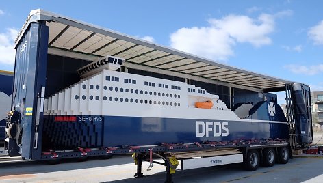 DFDS laivas iš „Lego“ kaladėlių pirmiausiai pristatytas Kopenhagoje. Ten jam iškilmingai suteiktas „Jubilee Lego“ vardas.