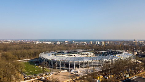 Baigiamas statyti Kauno S.Dariaus ir S.Girėno stadionas