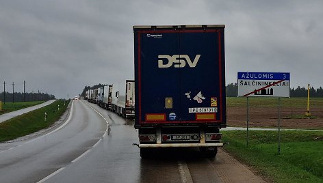 Krovininių automobilių eilė pasienyje su Baltarusija