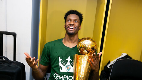 Nigel Hayes