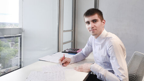 Kęstutis Česnavičius darbo kabinete