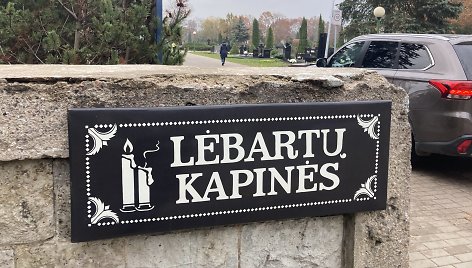 Lėbartų kapinėms dar prognozuojami treji metai. Klaipėdos regione desperatiškai ieškoma naujos vietos laidojimams.