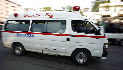 Greitosios pagalbos automobilis Mianmare