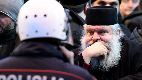 Protestas prie&scaron; įstatymą dėl religinių bendrijų turto