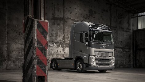 Metų sunkvežimis: naujasis &bdquo;Volvo FH&ldquo;
