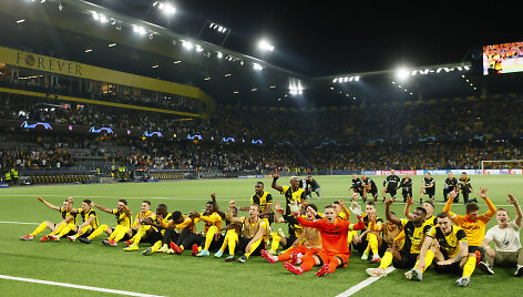 Berno &bdquo;Young Boys&ldquo; namie 2:1 įveikė &bdquo;Manchester United&ldquo;.