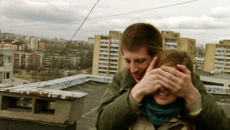 Kadras i&scaron; filmo &bdquo;De&scaron;imt priežasčių&ldquo;