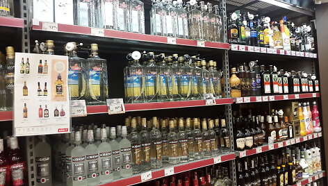 Alkoholio kainos kovo 9-ąją dieną prekybos centruose