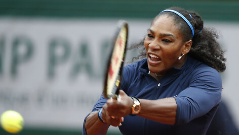 Serena Williams prie&scaron; Magdaleną Rybarikovą