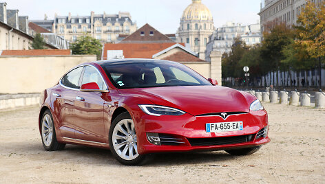 Tesla Model S 75D