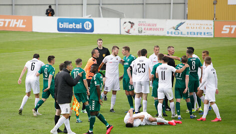 Konfliktas tarp futbolininkų