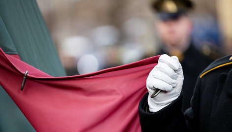 Iškilminga valstybės vėliavos pakėlimo ceremonija