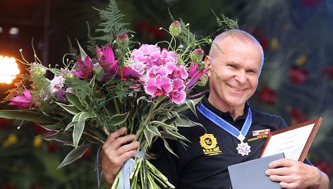 Kazimieras Stankevičius, meninio automobilių lyginimo meistras, „Stanliner“ įmonės įkūrėjas, 2019 m. apdovanotas Kauno rajono Garbės ženklu