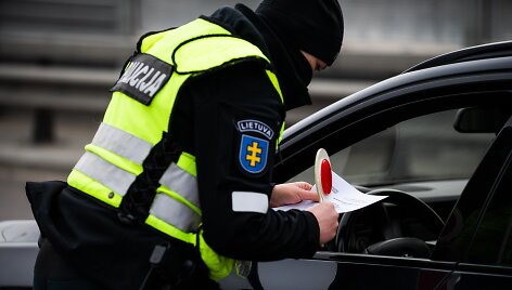 Kontrolės postas kelyje Kaunas - Vilnius