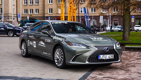 Lexus ES – konkurso „Metų automobilis 2020“ dalyvis