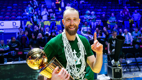Artūras Milaknis