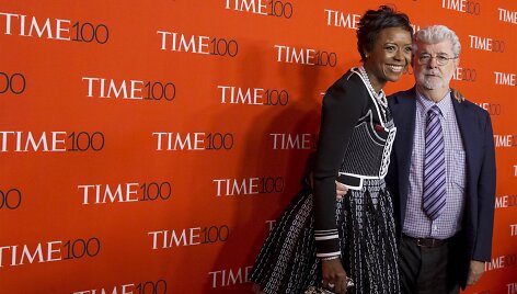 Režisierius George'as Lucasas su žmona Mellody Hobson