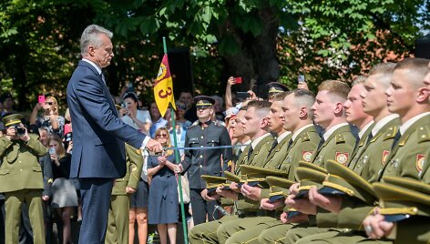 Karininko laipsnio suteikimas