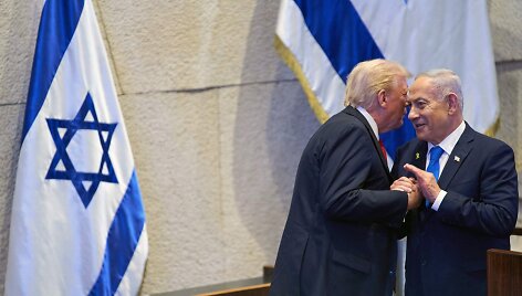D. Trumpas ir B. Netanyahu / EVAN VUCCI / AFP