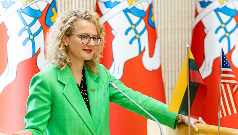 Au&scaron;rinė Armonaitė