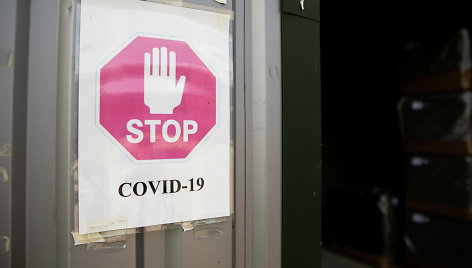 COVID-19 įsisuko ir į Panevėžio rajono savivaldybę: serga 20 administracijos darbuotojų