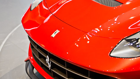 „Ferrari F12 Berlinetta“