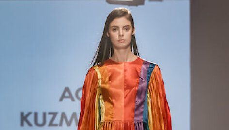 Agnės Kuzmickaitės 2018 m. pavasario ir vasaros kolekcijos modelis
