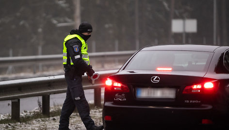 Policijos kontrolės postas Nemenčinės plente