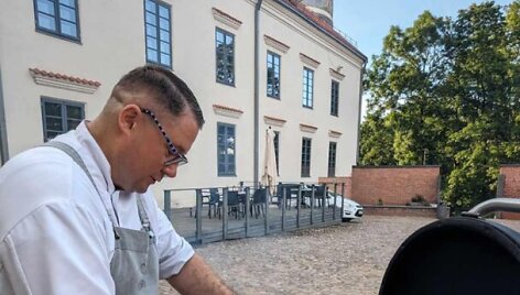 Pamenunės pilies restorano &bdquo;Kuknia&ldquo; virtuvės &scaron;efas Mantas Makaras