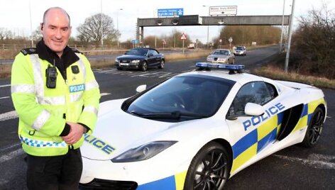 Didžiosios Britanijos policijos superautomobilis